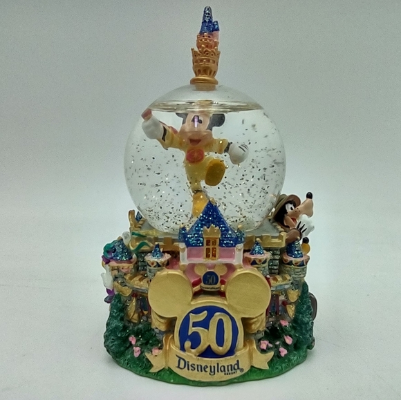 Disney Mickey Mouse & Friends "50th Anniversary Disneyland" 2005 Snow Globe - Picture 2 of 16
